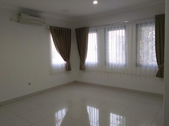 Rumah dijual di cluster Menteng Lippo Cikarang